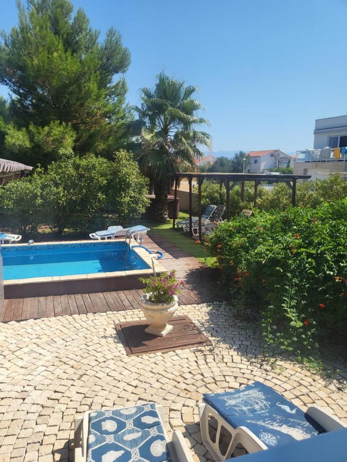 Villa Garden Vir Exterior foto