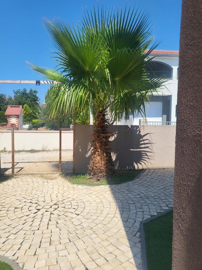 Villa Garden Vir Exterior foto